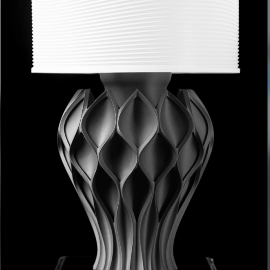 Geometrik Örgü Desenli Masa Lambası