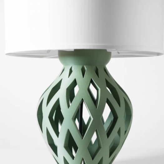 Çok Katmanlı Yeşil Örgü-Delikli Taban Masa Lambası
