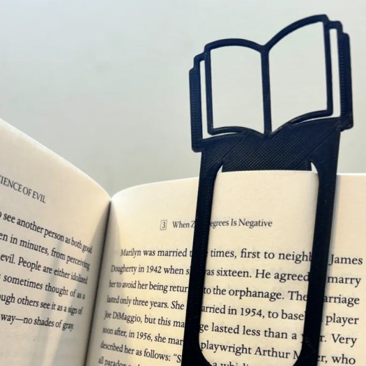 3D Baskı Kitap Şeklinde Siyah Kitap Ayracı