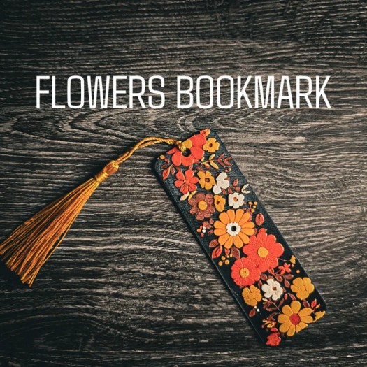 Çiçek Desenli Püsküllü Kitap Ayracı – Zarif ve Renkli Tasarım