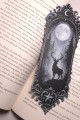 Gece Ormanı ve Geyik Siluetli Kitap Ayracı – Gotik Sanatsal Tasarım Gece Ormanı ve Geyik Siluetli Kitap Ayracı – Gotik Sanatsal Tasarım