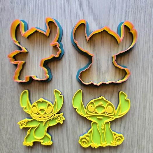 Stitch Temalı Kurabiye Kalıbı Seti (2'li) Stitch Temalı Kurabiye Kalıbı Seti (2'li)