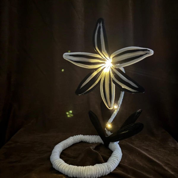 Şonil Çiçek Abajur