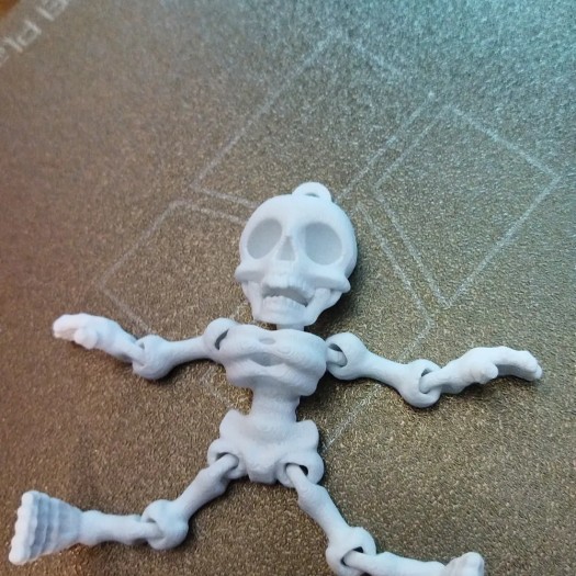 Sevimli Oturan İskelet 3D Baskı Anahtarlık