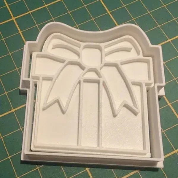Hediye Paketi Şeklinde 3D Baskı Kurabiye Kalıbı