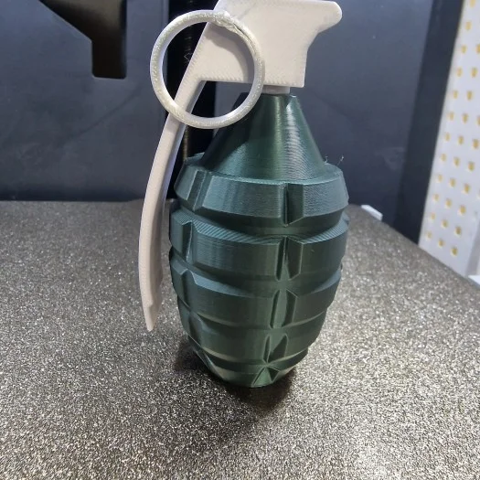 3D Baskı Dekoratif El Bombası Modeli 3D Baskı Dekoratif El Bombası Modeli