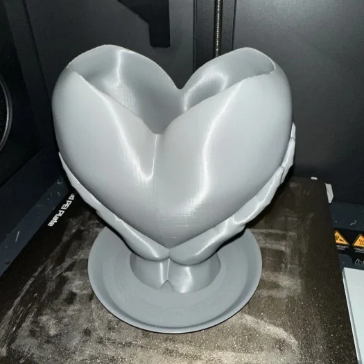 3D Baskı El Şeklinde Saksı