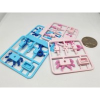 Pembe ve mavi renklerde, blok tarzı tasarımlı, montaj setli Anahtarlık