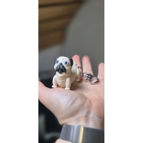 Şirin Pug Anahtarlık: Gerçekçi Minyatür Köpek Figürü (3D Baskı)